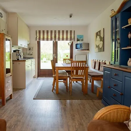 Holiday home Huijsmans Verhuur Type Deluxe Zuiderdiep 11 Ouddorp