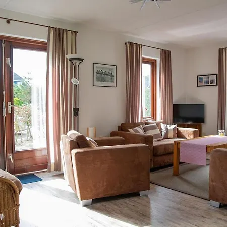Holiday home Huijsmans Verhuur Type Deluxe Zuiderdiep 11 Ouddorp